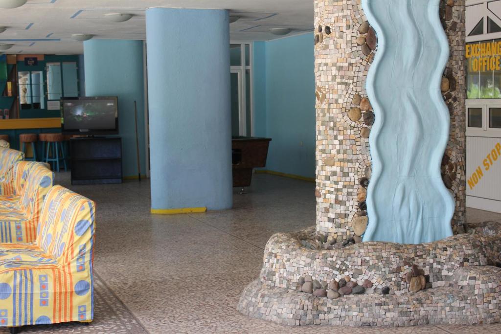 Diana Hotel ゴールデンサンド エクステリア 写真